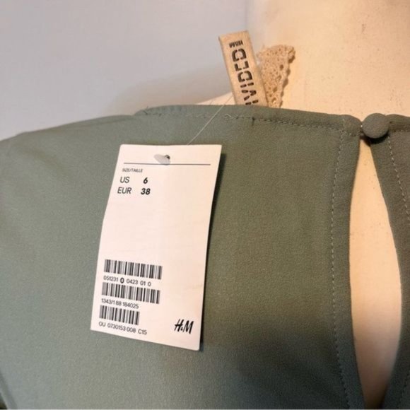 New With Tag H&M Mint Green Short Dress with Lace insert Size 6 - Picture 8 of 10